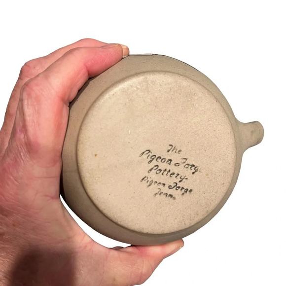 Vintage Pigeon Forge Pottery Dogwood Pitcher Yellow Interior - Picture 4 of 8